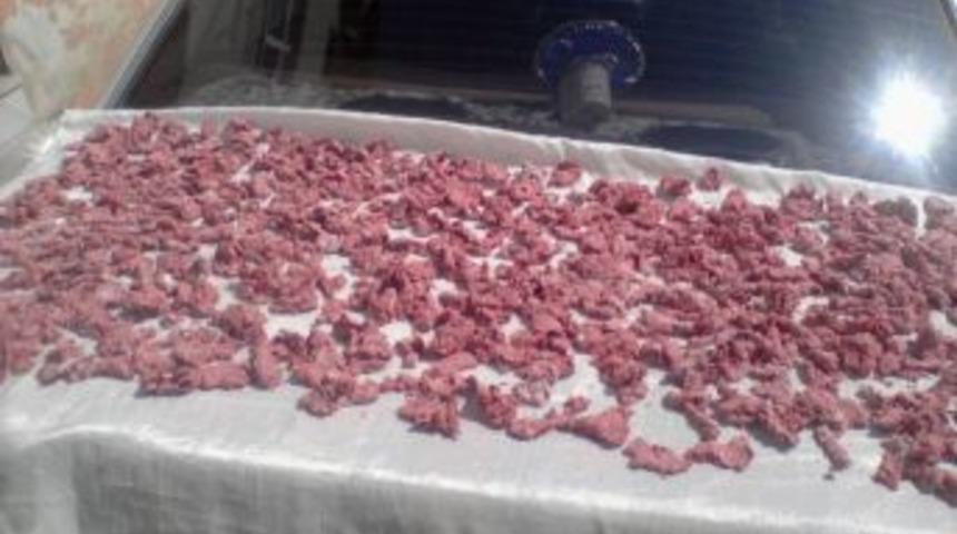 K&uuml;re&rsquo;de Ev Hanımlarının Tarhana Hazırlığı