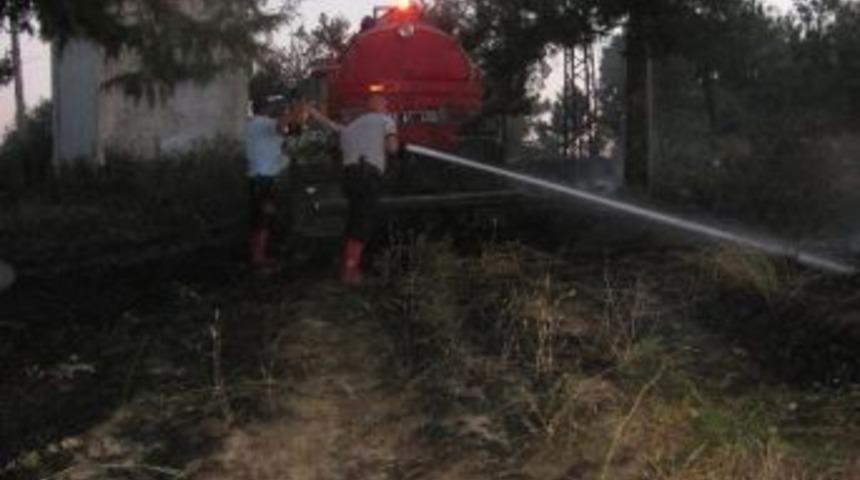 Tekirdağ İtfaiyesinden Anız Yangınlarına Anında M&uuml;dahale