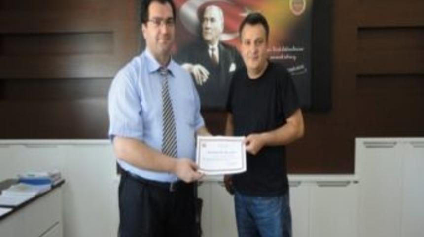 Op. Dr. Mehmet K&uuml;&ccedil;&uuml;kbaş&rsquo;a Teşekk&uuml;r Belgesi