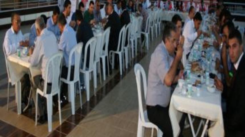 SAGİAD Hendek Şubesi Iftarda Buluşturdu