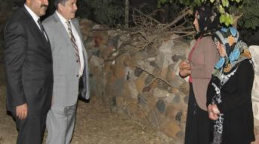 Ak Parti&rsquo;den Aile Ziyaretleri