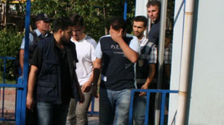 M&uuml;d&uuml;r yardımcısından b&uuml;y&uuml;k vurgun