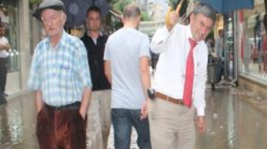 Ordu G&uuml;ne Yağmurla Merhaba Dedi