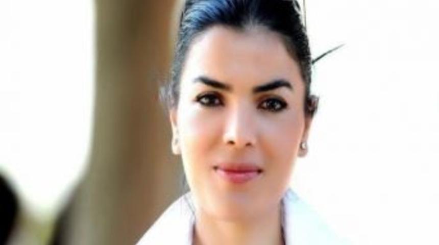 "&ouml;p&uuml;c&uuml;k Kıvamında" Kitap&ccedil;ılarda