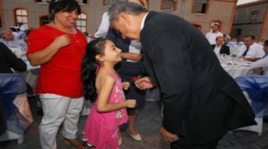 B&uuml;y&uuml;kşehirin İftar Konuğu Bu Kez, Belediye Ve İl Genel Meclis &Uuml;yeleri Oldu