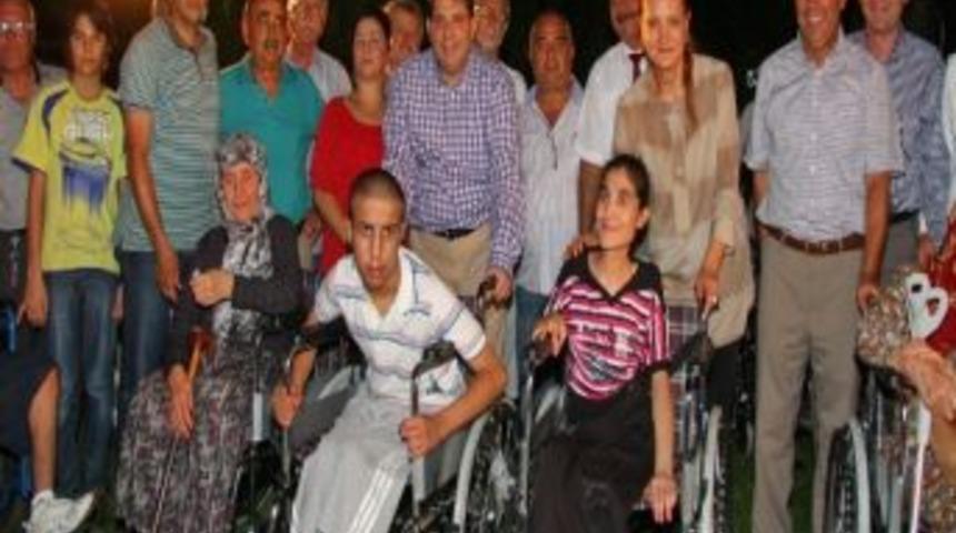 Konak Belediyesi Engelli Ve Aileleriyle İftarda Buluşturdu