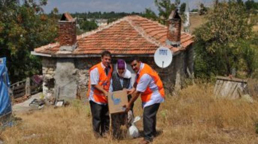Kimse Yok Mu, &Ccedil;anakkale K&ouml;ylerindeki Ihtiya&ccedil; Sahiplerinin Y&uuml;z&uuml;n&uuml; G&uuml;ld&uuml;rd&uuml;