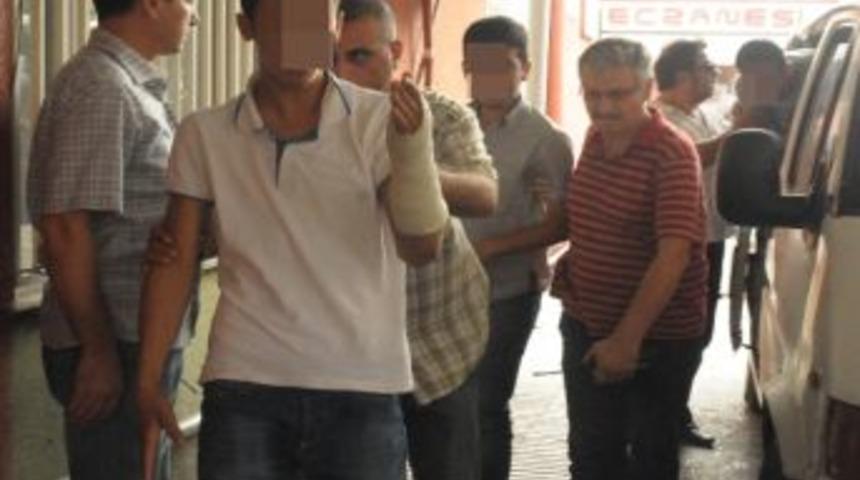 Molotoflu Saldırılarda Bulunan Ter&ouml;r &Ouml;rg&uuml;t&uuml; Yandaşı 4 &Ccedil;ocuk Yakalandı