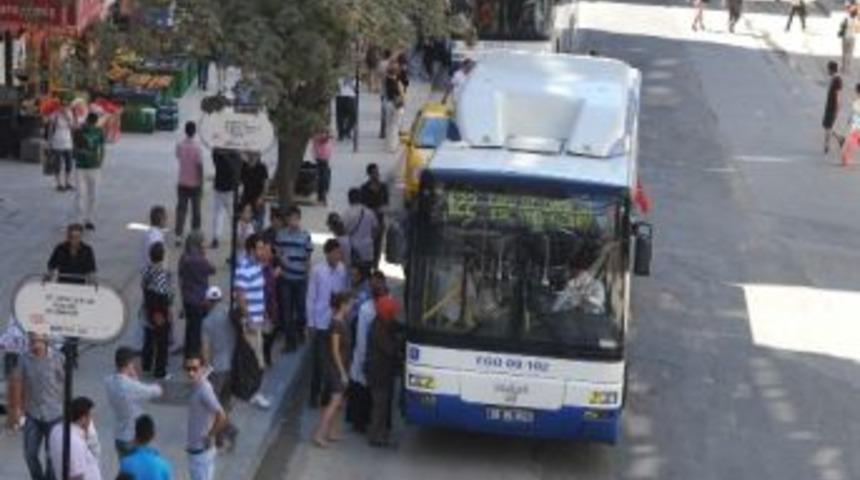 Ankara Bayrama Hazırlanıyor