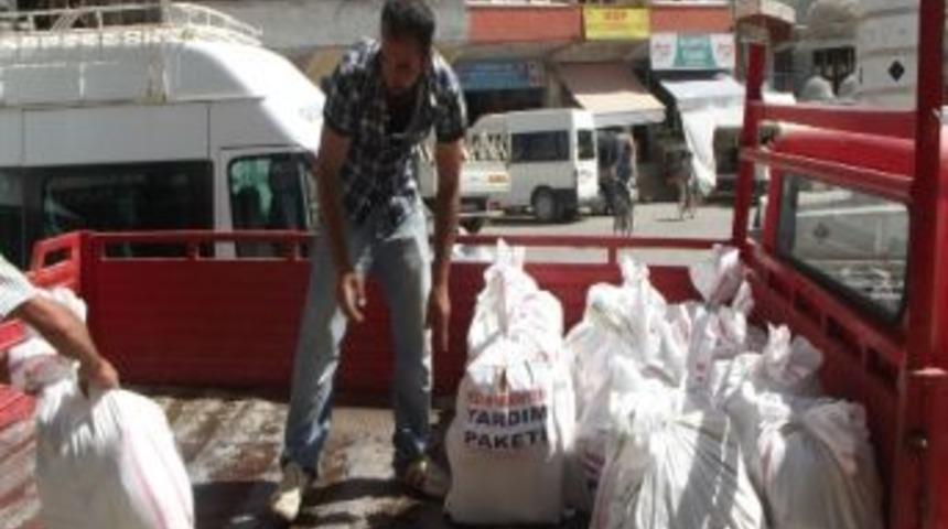 Hizan Belediyesi Bin Aileye Yardım Paketi Dağıttı