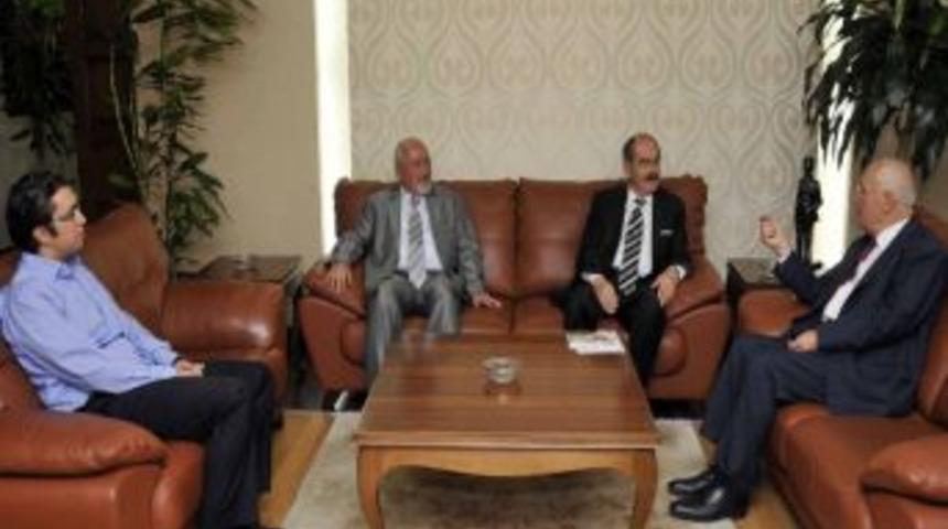 B&uuml;y&uuml;kerşen'den Yaşar'a Ziyaret