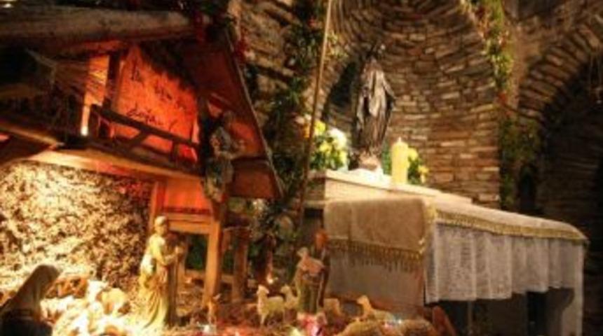 Meryem Ana Evi'nde Ayin Hazırlıkları