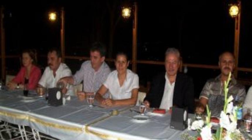 Salihli'de Mimar Ve Mühendilser İftarda Buluştu