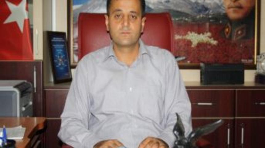 &ldquo;&uuml;lkeyi Y&ouml;netenler &Uuml;slubuna Dikkat Etmeli&rdquo;