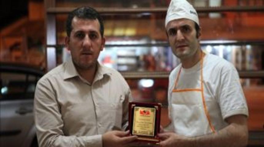 Gikder&rsquo;den Mustafa Zengin&rsquo;e Başarı Plaketi