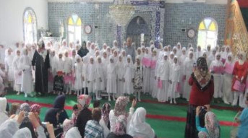 Kur'an-ı Kerim'i Okumayı &Ouml;ğrenen 93 &Ouml;ğrenci İ&ccedil;in Hatim Duası