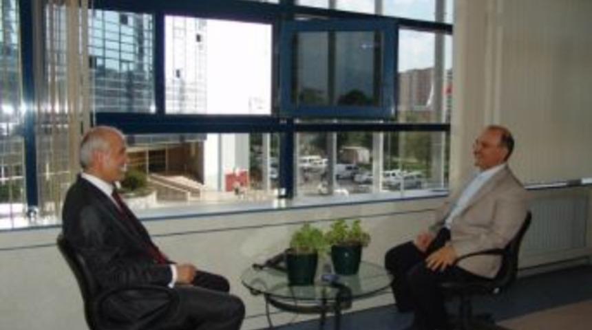 Vali Bilici Kocasinan Belediyesi’ne Veda Ziyaretinde Bulundu