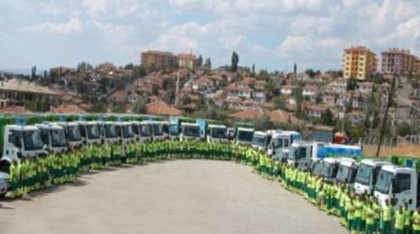 Mamak’ta Temizlik Ekipleri Bayram Mesaisine Erken Başladı