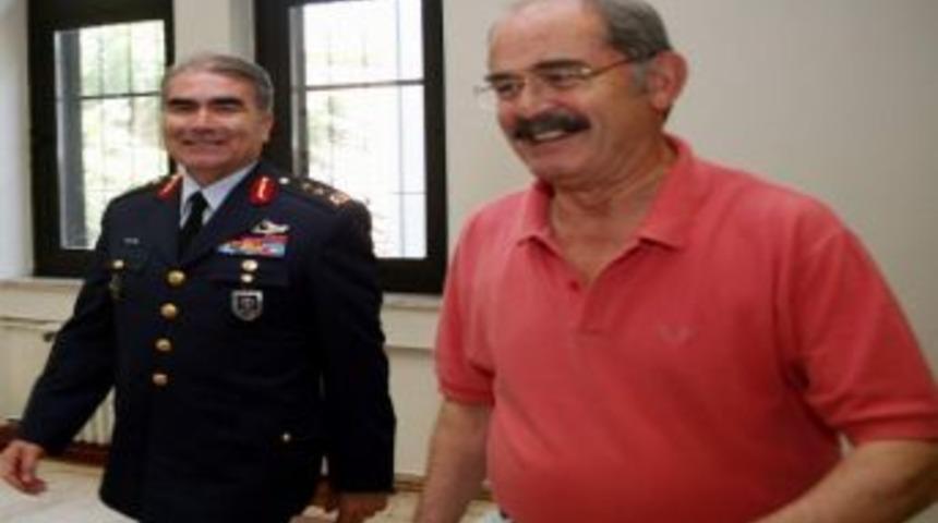 Tümgeneral Şanver’den Veda Ziyareti