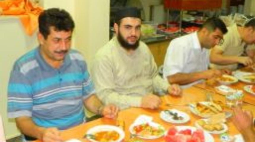 Osmancık Ravza Derneği&rsquo;nden İftar Yemeği