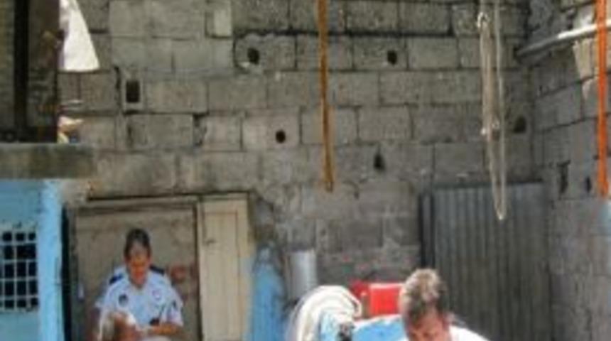 Zabıtadan Ka&ccedil;ak Et Baskını