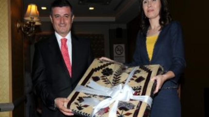 Vali Arslan'a, "veda İftarı" Verildi