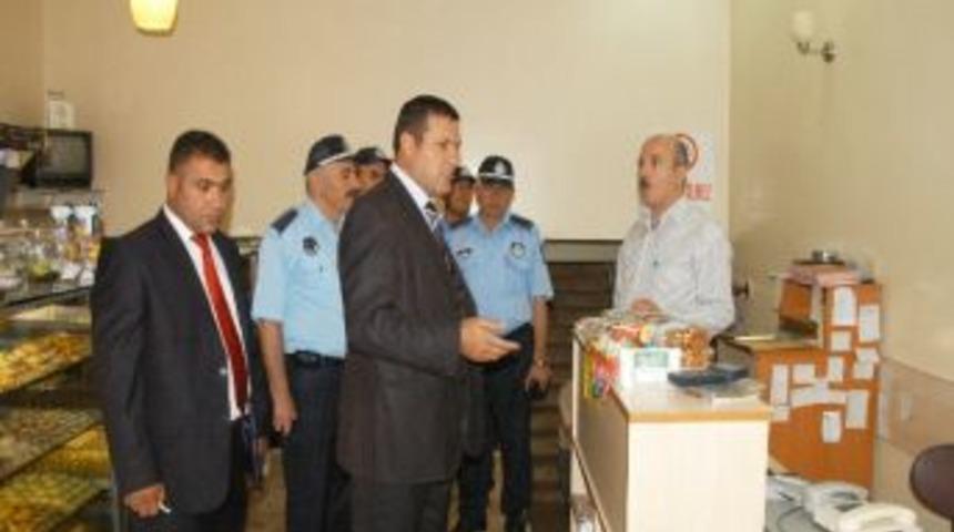 Mamak&rsquo;ta Temizlik Ekipleri Bayram Mesaisine Erken Başladı