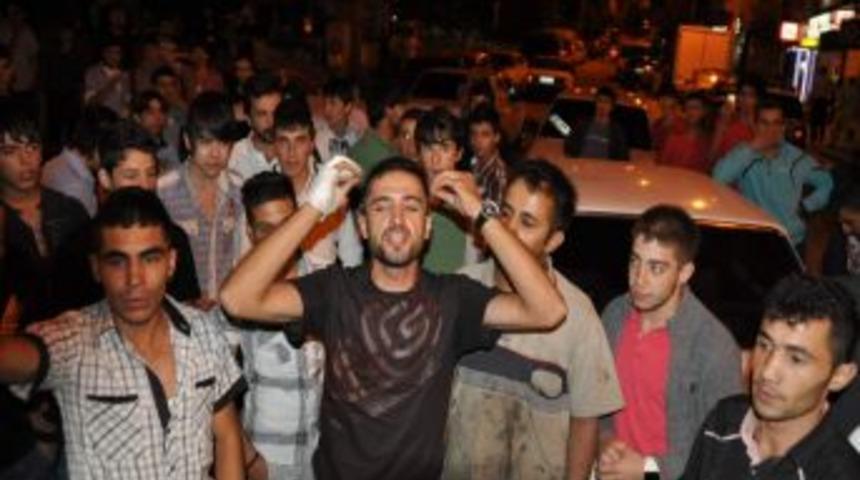 Yozgatlı S&uuml;r&uuml;c&uuml;ler Trafik Polislerini Protesto Etti