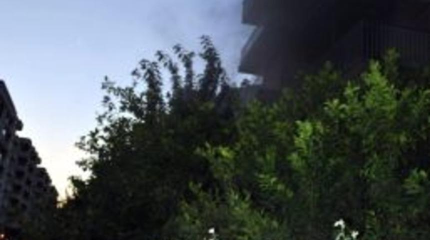 Alevler Uykuda Yakalandı