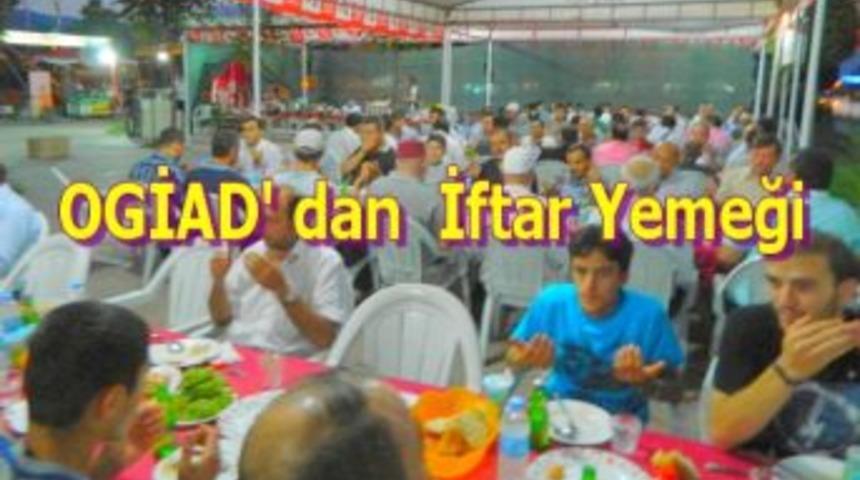 OGİAD, dan iftar yemeği