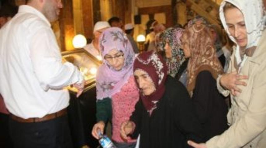 Yozgat'ta Sakal-ı Şerif Ziyarete A&ccedil;ıldı