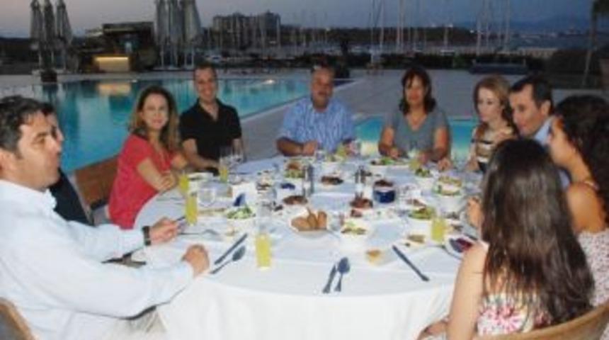D- Marin'den Didim Protokol&uuml;ne İftar Yemeği