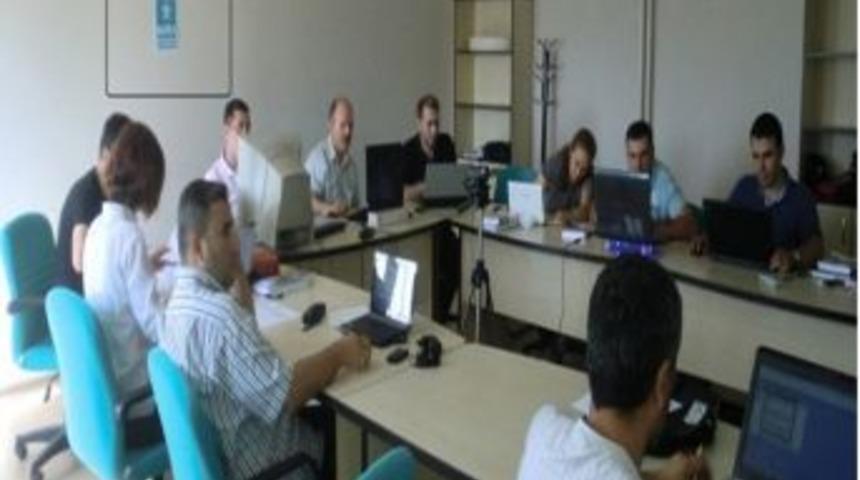 D&uuml;zce &Uuml;niversitesi'nde Marka Destekli Proje Eğitimi