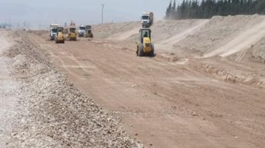 Reyhanlı Barajı &Ccedil;alışmalarında Y&uuml;zde 11 Fizilksel Ilerleme Sağlandı