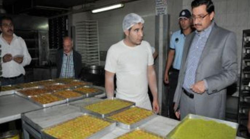 Ke&ccedil;i&ouml;ren'de Bayram &Ouml;ncesi Denetimler Sıklaştırıldı