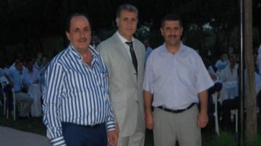 Halk Otob&uuml;slerinde Muhalefet İftarda Buluştu