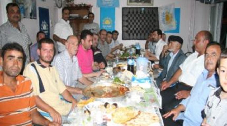 Has Parti&rsquo;den İftar Yemeği