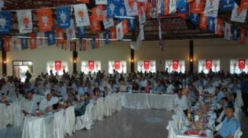 Karaman'da Ak Parti'nin Kuruluşunun 11. Yıld&ouml;n&uuml;m&uuml; Kutlandı