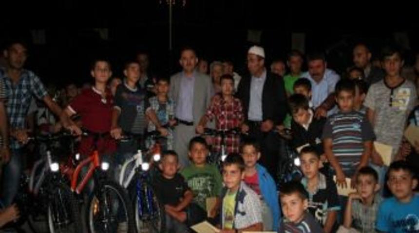 Beyşehir&rsquo;de Camide Namaza &Ouml;d&uuml;l