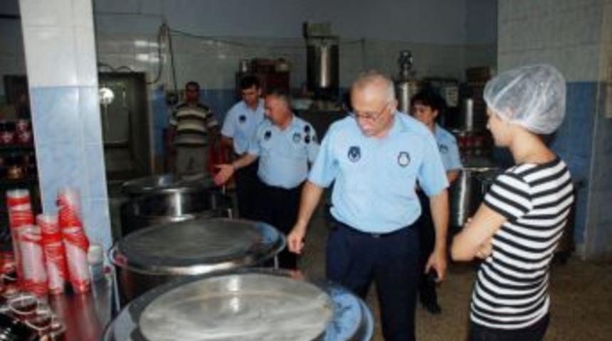 Seyhan Zabıtası&rsquo;ndan bayram denetimi