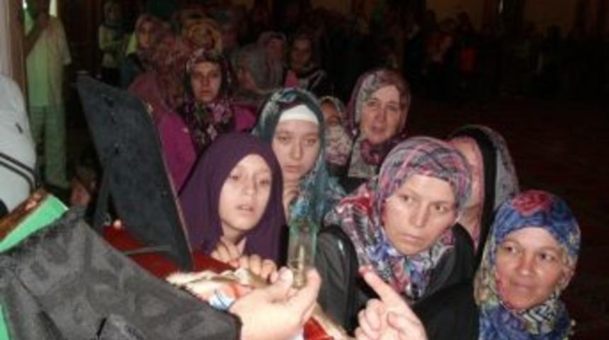 Alaplı'da kutsal emanetler izdihamı