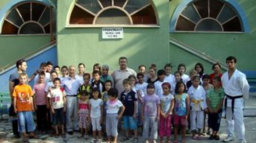 Bilecik&rsquo;te &lsquo;yaz Kurslarında Spor Yapıyoruz&rsquo; Projesi