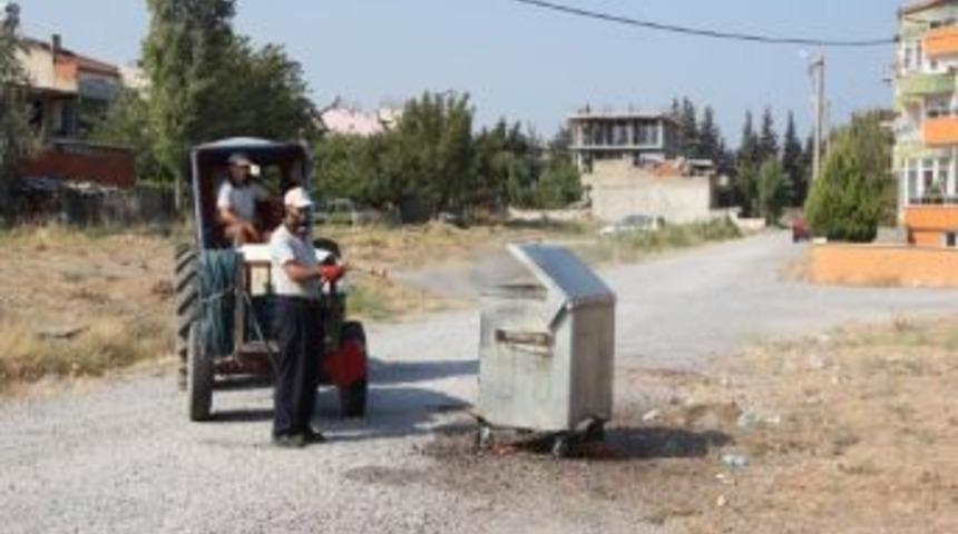 Burhaniye Belediyesi Sineklere Savaş A&ccedil;tı