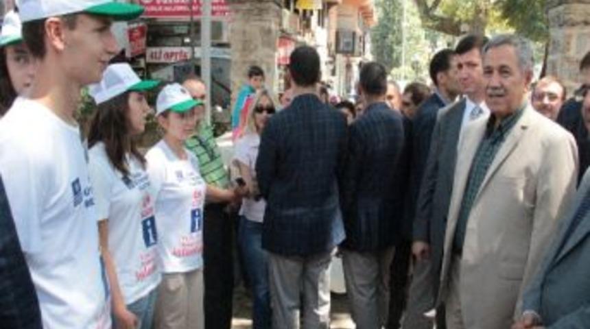 Arın&ccedil;&rsquo;ın Dikkatini &Ccedil;eken Gen&ccedil; Rehberler