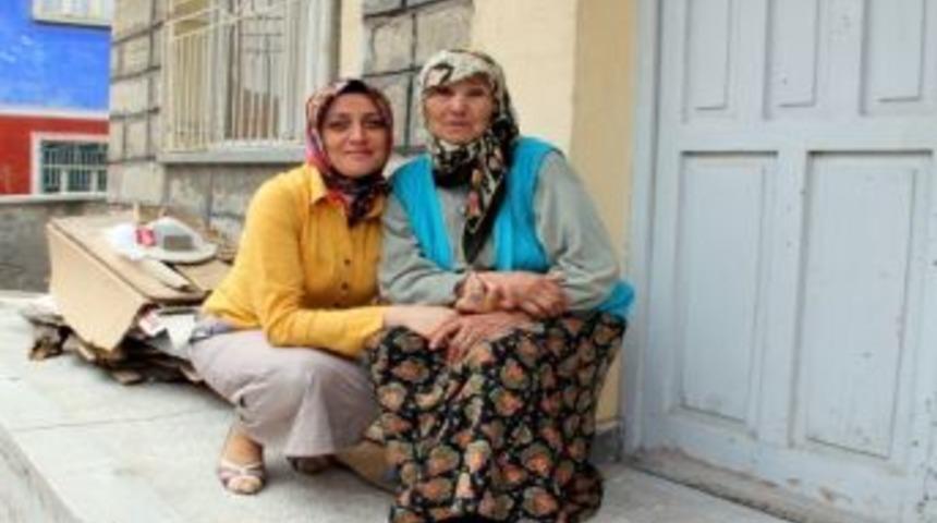 &Ccedil;ankırı Belediyesi&rsquo;nden Kimsesizlerin Evinde Bayram Temizliği