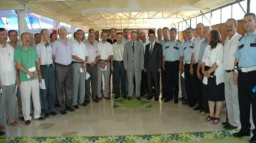 Karaman'da Fahri Trafik M&uuml;fettişlerine Kimlikleri T&ouml;renle Verildi