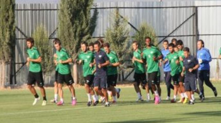 Akhisar&rsquo;ın Yeni Transferi Sonko İlk İdmanına &Ccedil;ıktı