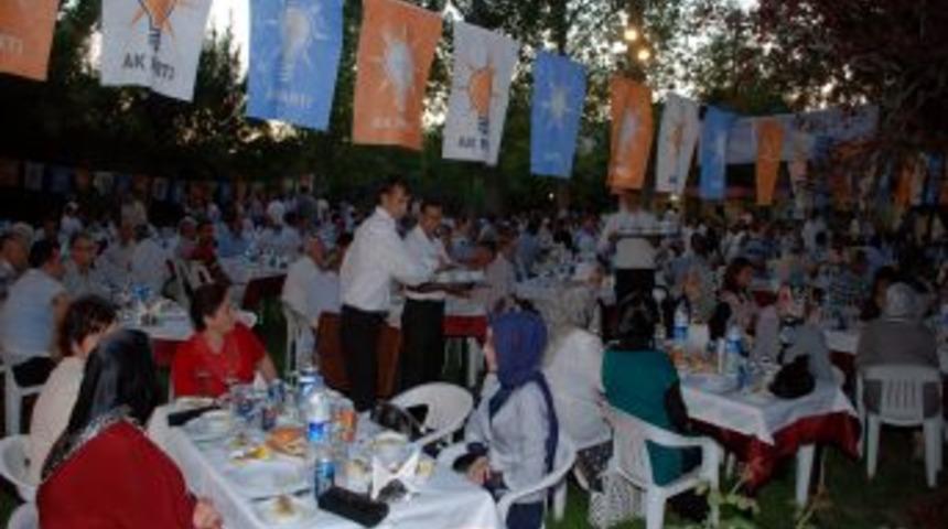 Atalay: Suriye M&uuml;ltecileri 60 Bini Buldu