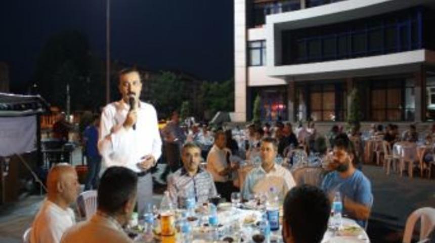 Başkan Bayram Taksici Esnafı İle Orucunu A&ccedil;tı