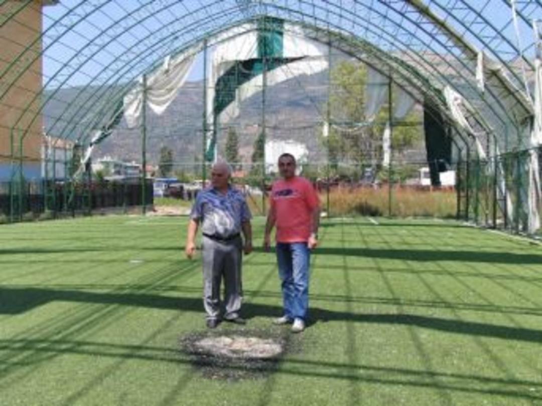 Halı Saha Sahipsiz Kaldı